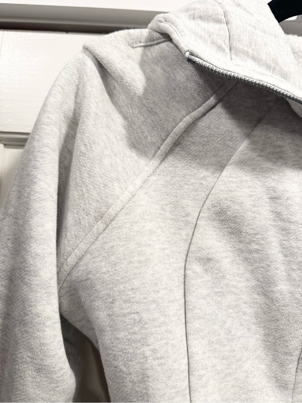 Lululemon Scuba Full Zip Cropped Hoodie Sz 2 Grey Athletic Activewear Gym Yoga - Picture 8 of 14